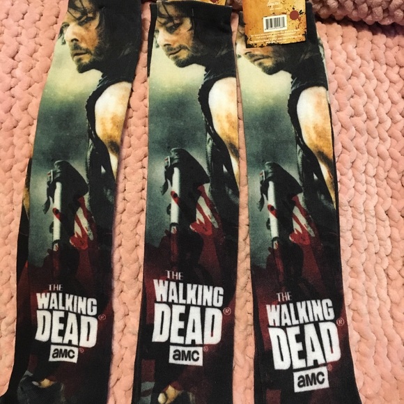 NWT Walkimg Dead Daryl Dixon Sublimated Socks 3 pairs available - Picture 2 of 3